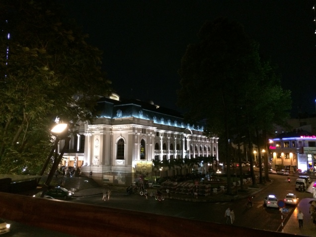 L'Opéra by night